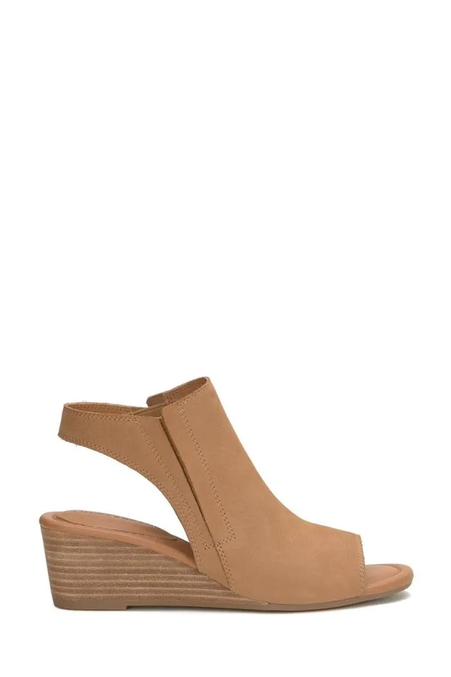Women Lucky Brand Shoes Movisa Wedge Medium Dark Beige