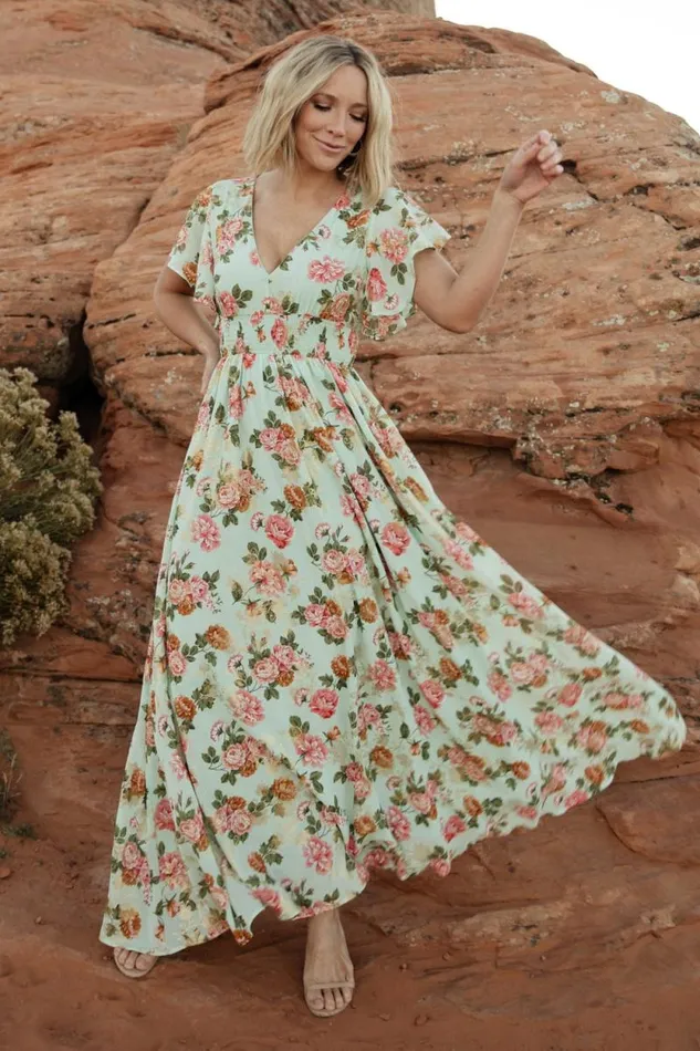 Women Lynlee Metallic Maxi Dress Sage Pink Baltic Born The Guest Edit Women Lynlee Metallic Maxi Dress Sage Pink Baltic Born The Guest Edit
