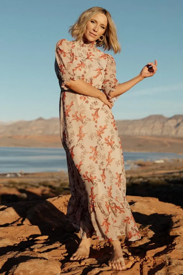 Women Marie Mock Neck Maxi Dress Blush Floral Baltic Born The Guest Edit