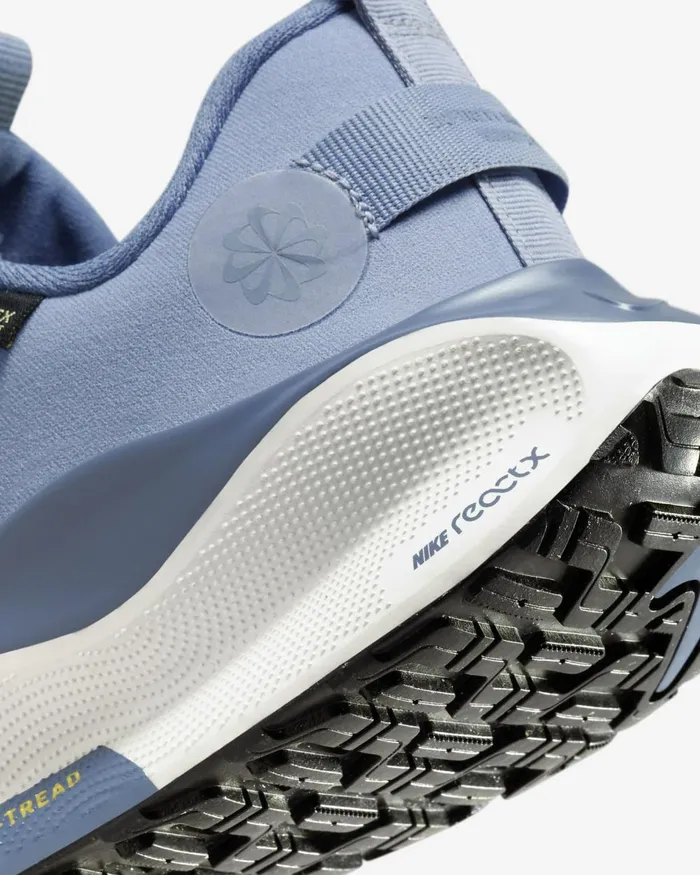 Women Nike All Shoes InfinityRN 4 GORETEX Ashen Slatediffused Blueplatinum Tintmetallic Gold