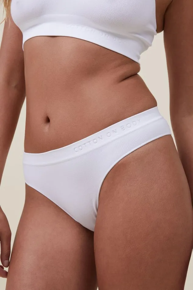 Women Panties Cotton On Seamless Hipster Cheeky Brief White