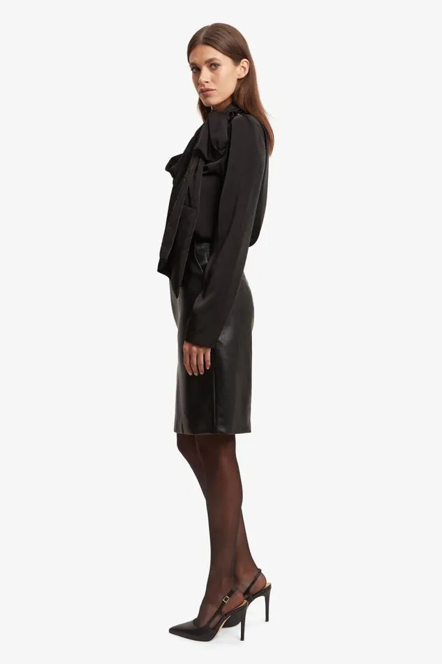Women Party Tops Bardot Castian Satin Blouse In Black Black
