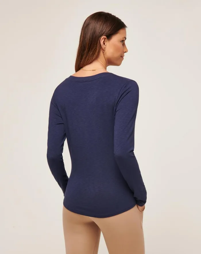 Women Shirts and Tops TravisMathew CLOUD JERSEY HENLEY Navy