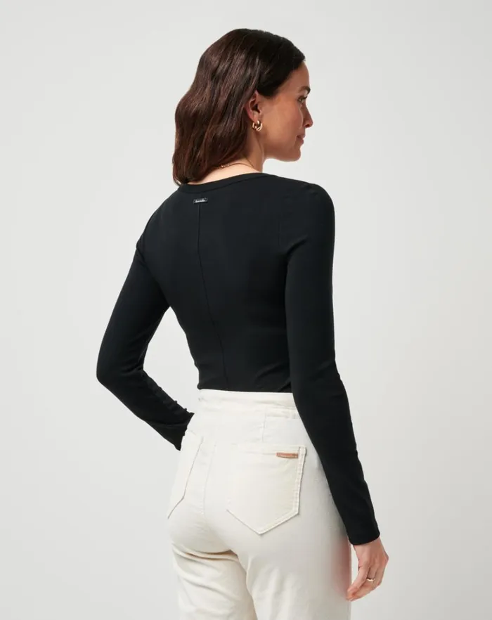 Women Shirts and Tops TravisMathew CLOUD RIB RETREAT LONG SLEEVE TOP Black Women Shirts and Tops TravisMathew CLOUD RIB RETREAT LONG SLEEVE TOP Black