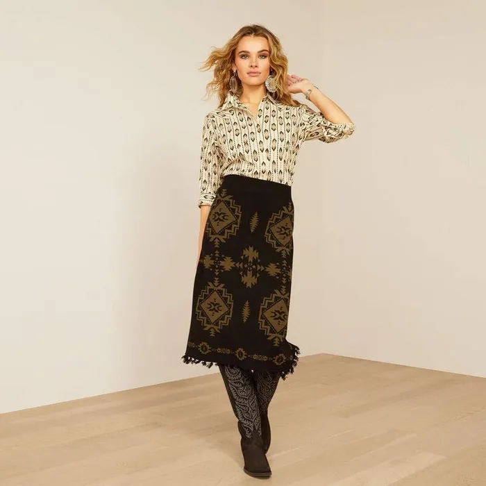 Women TShirts and Tops Ariat Billie Jean Shirt Harlowton Print Women TShirts and Tops Ariat Billie Jean Shirt Harlowton Print