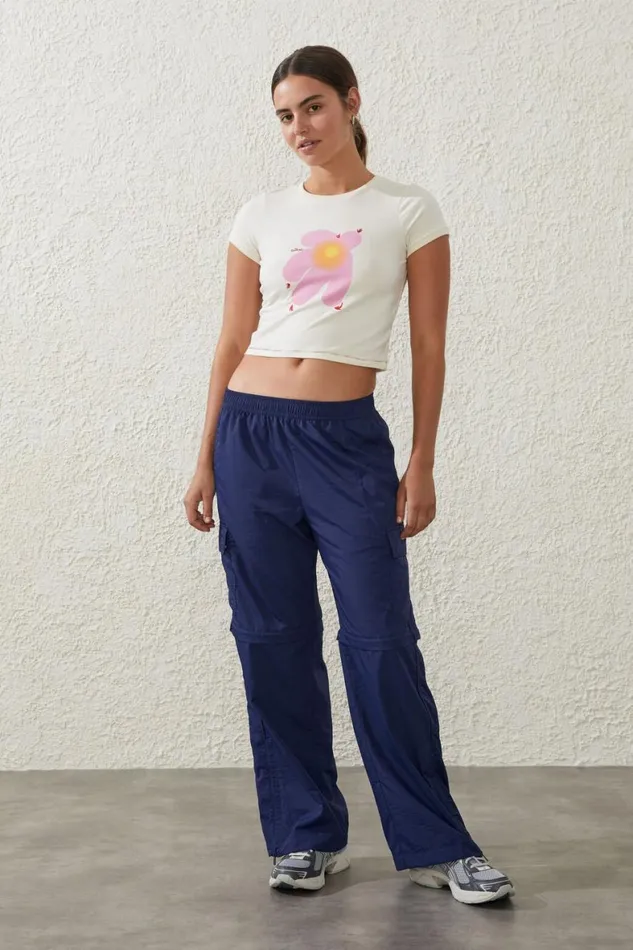 Women Tops Cotton On Active Fitted Graphic Tshirt Coconut Milklcn Amber Vittoria