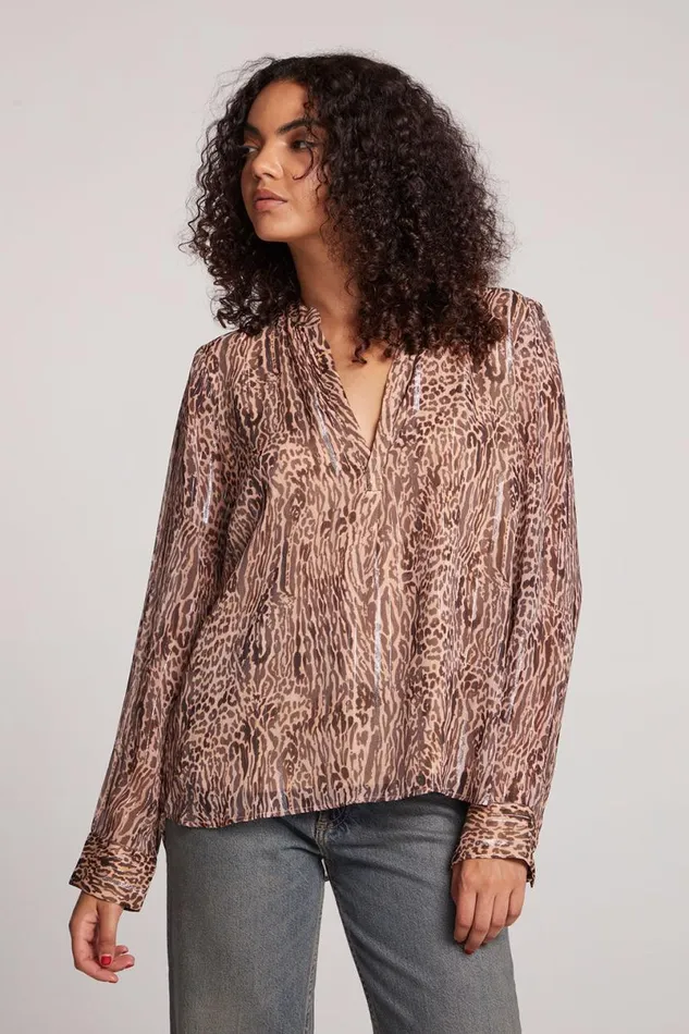 Womens Tops Chaser Brand Denver Classic Leopard Blouse