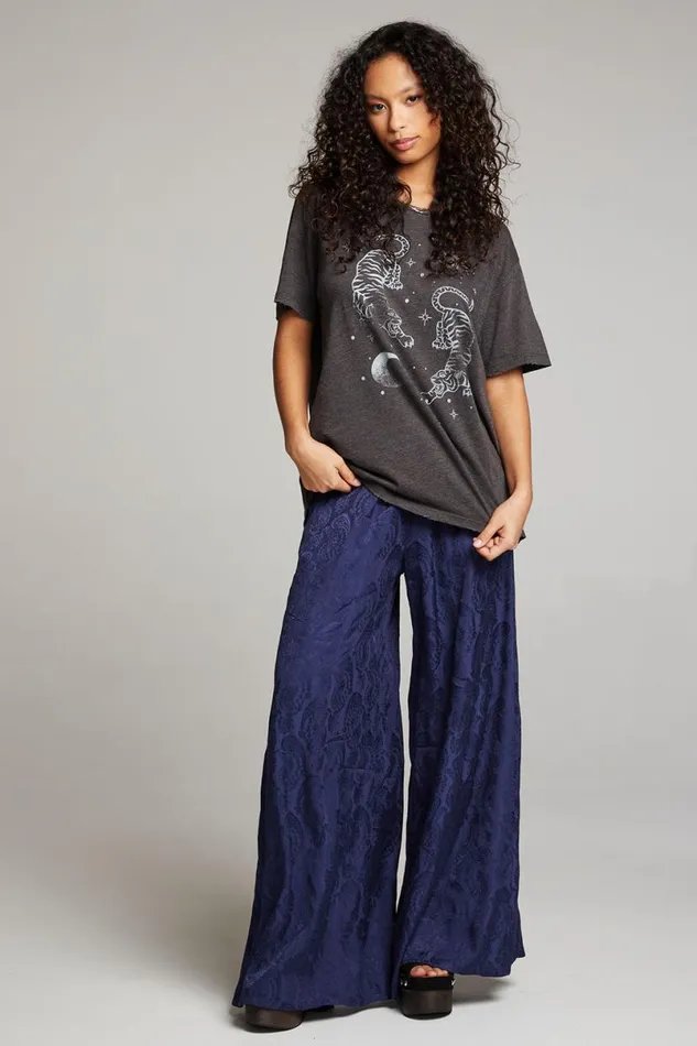 Womens Tops Chaser Brand Mystic Tiger Tee
